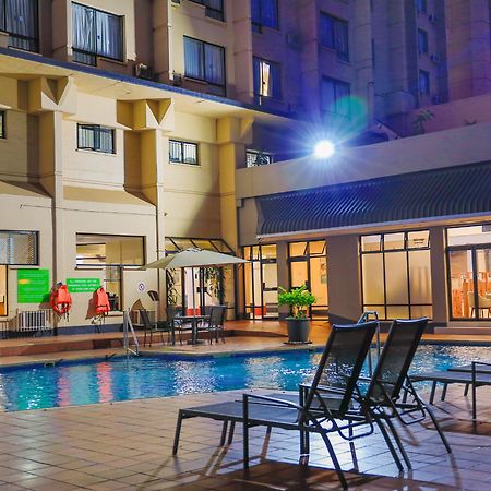 Holiday Inn - Harare By Ihg Экстерьер фото