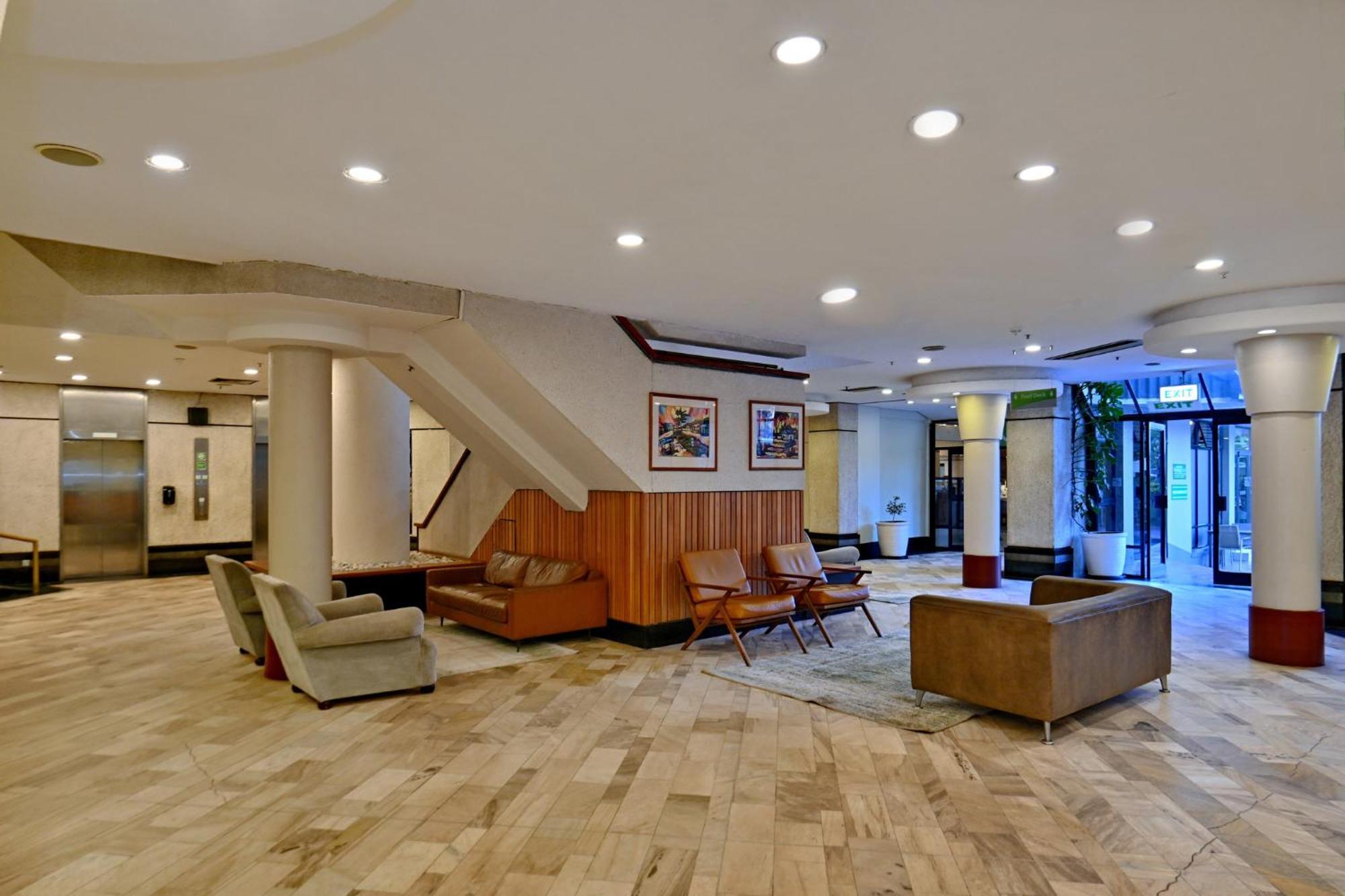 Holiday Inn - Harare By Ihg Экстерьер фото