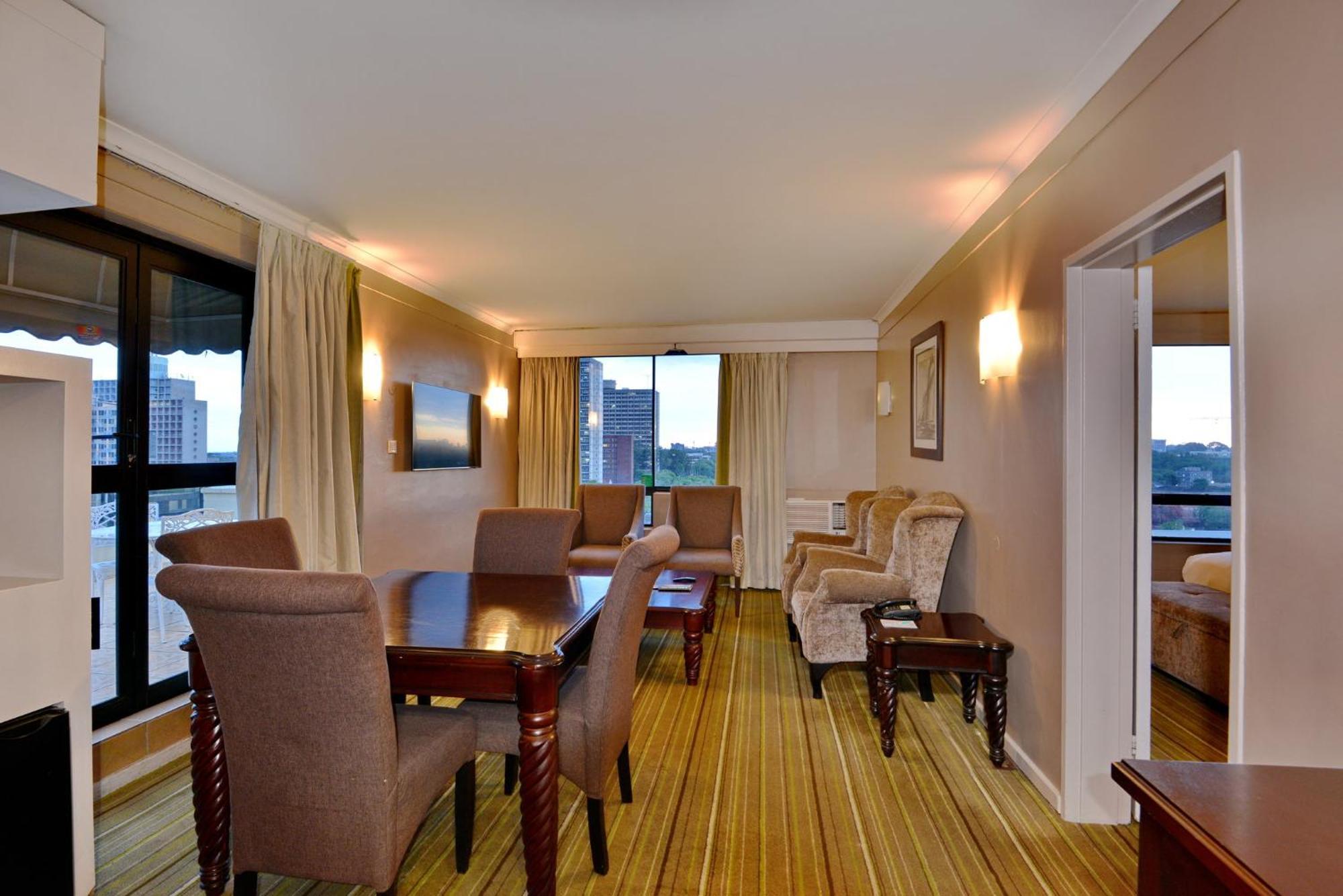 Holiday Inn - Harare By Ihg Экстерьер фото