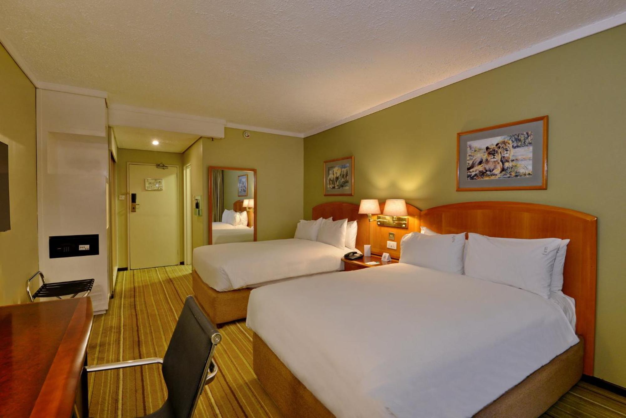 Holiday Inn - Harare By Ihg Экстерьер фото