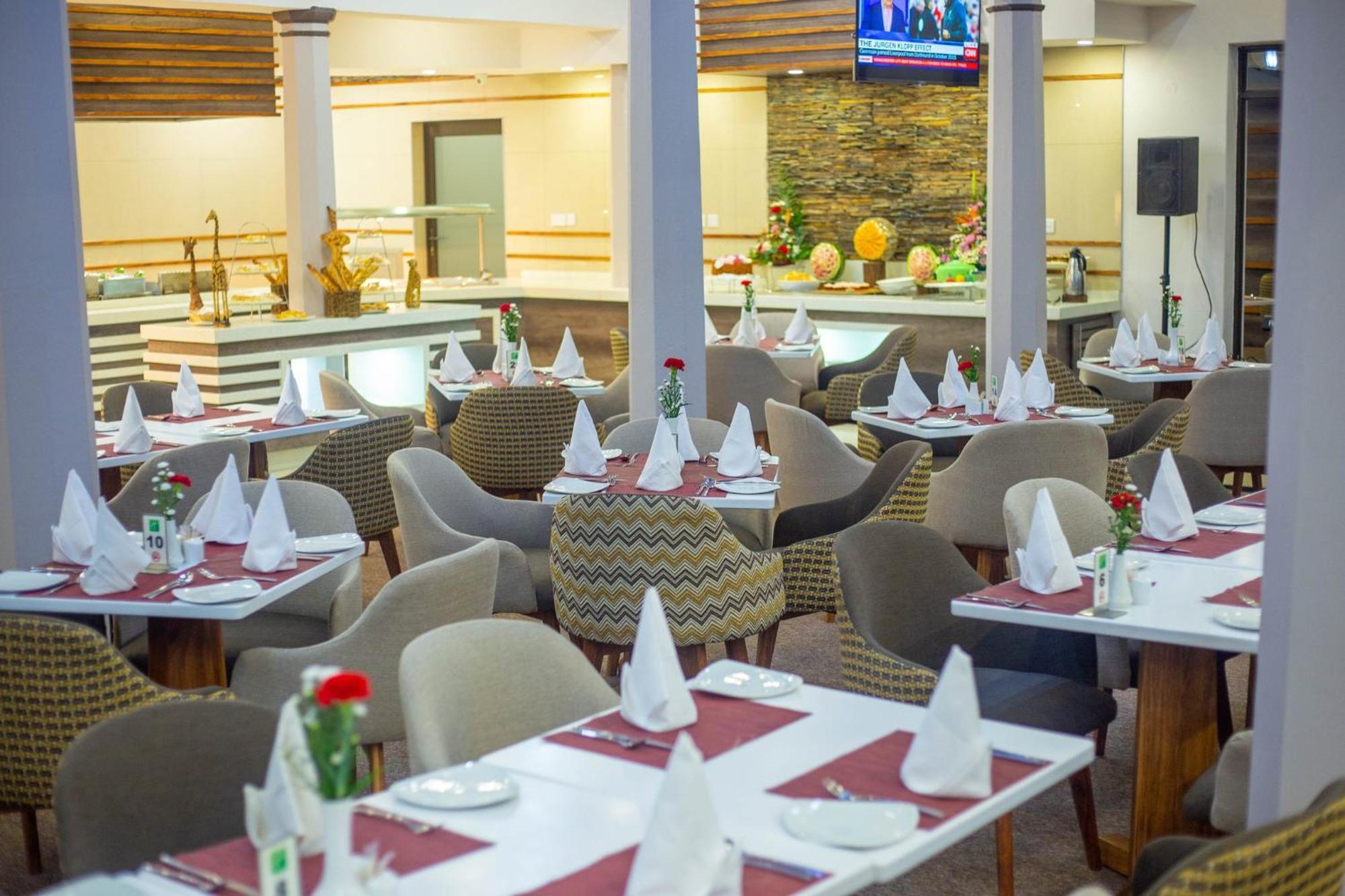 Holiday Inn - Harare By Ihg Экстерьер фото
