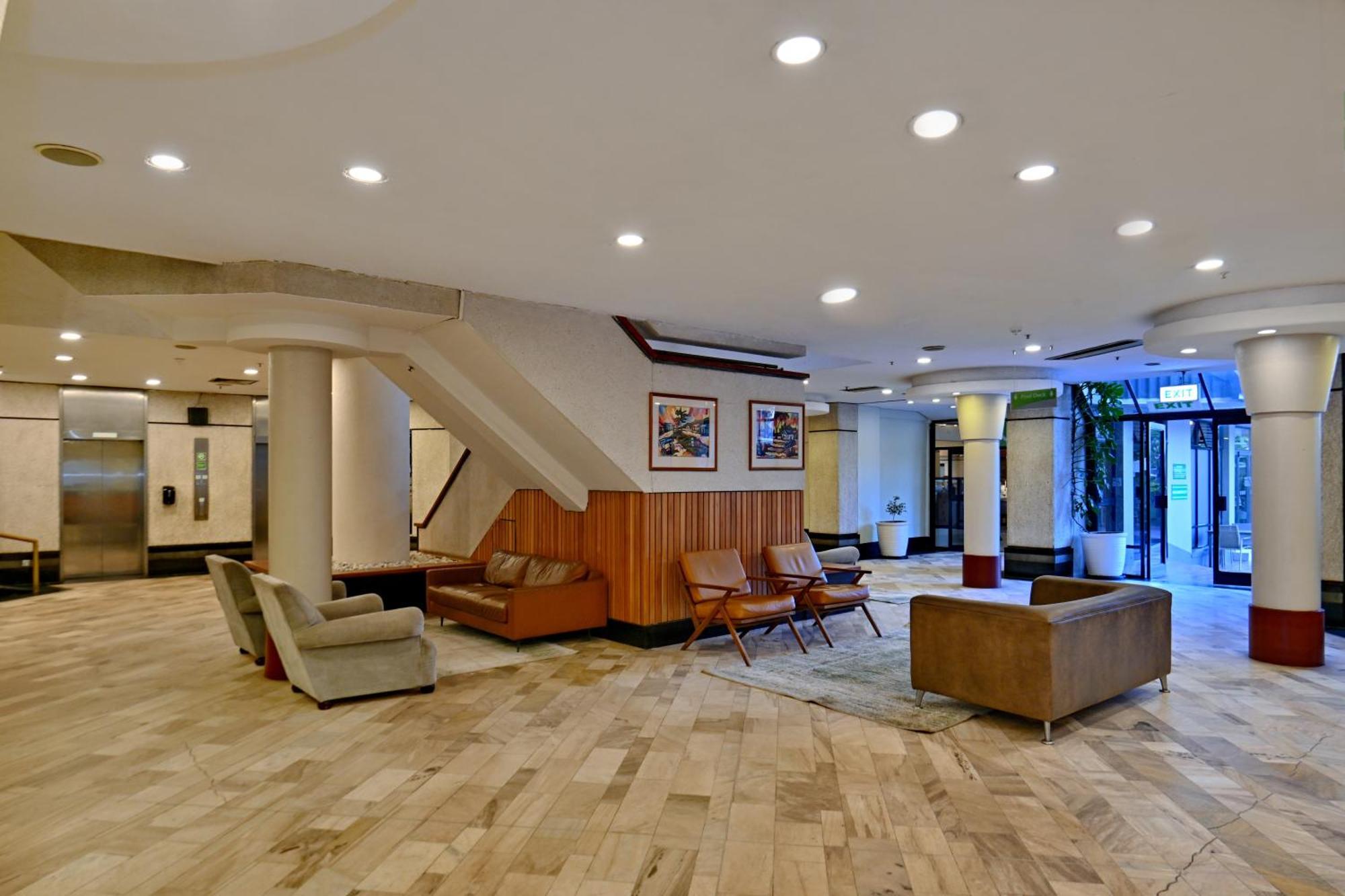 Holiday Inn - Harare By Ihg Экстерьер фото